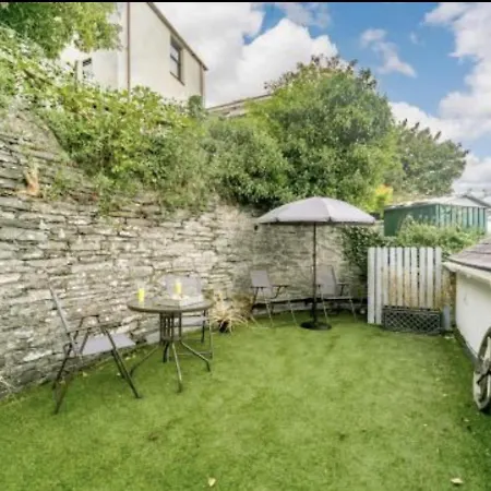 Charming 2-Bed Cottage In Wadebridge Cornwall Exterior photo